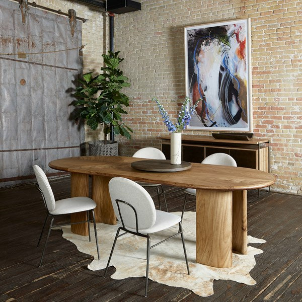 LUNAS DINING TABLE